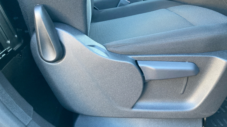 Vauxhall Combo Cargo Combo Diesel 1.5 Turbo D 100ps Pro H1 Van